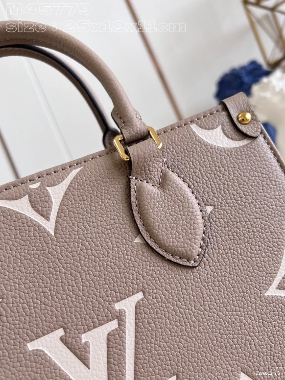 WIS LOUIS PM VUITTON ONTHEGO 0720